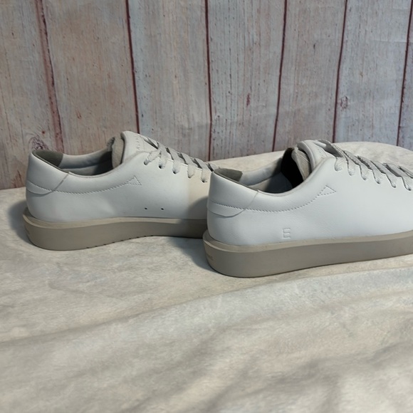 NWOT Everlane The ReLeather® Tennis Shoe - Picture 8 of 9
